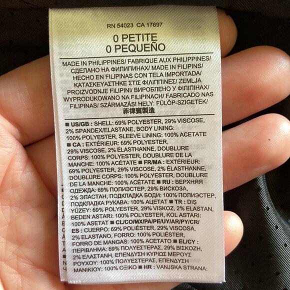 Banana Republic Charcoal Blazer, Size 0P - Picture 7 of 9